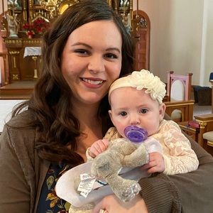 Meet your Posher, Abbey